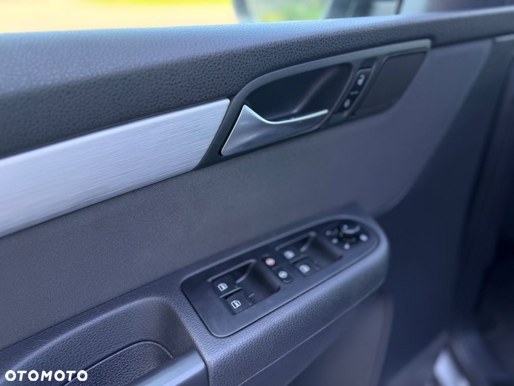 Volkswagen Sharan - 28