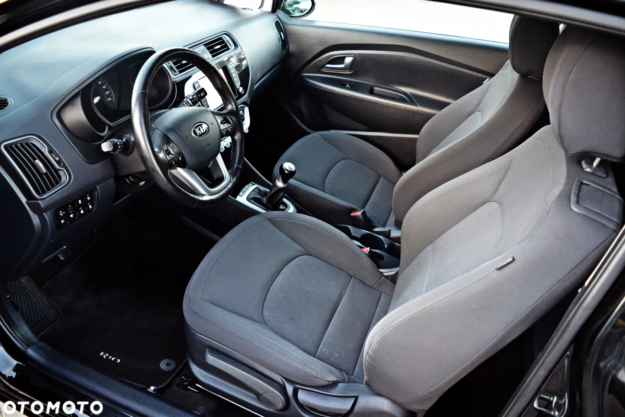 Kia Rio 1.2 Dream Team Edition - 5