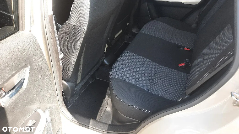 Suzuki Vitara 1.6 Premium 4WD - 17
