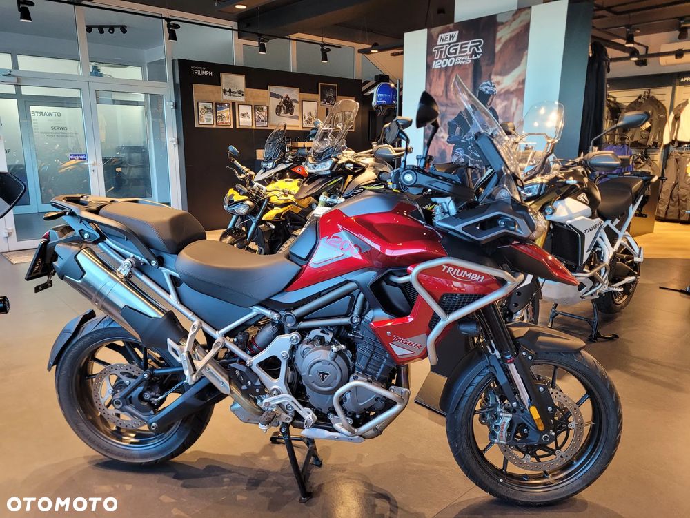 Triumph Tiger - 1