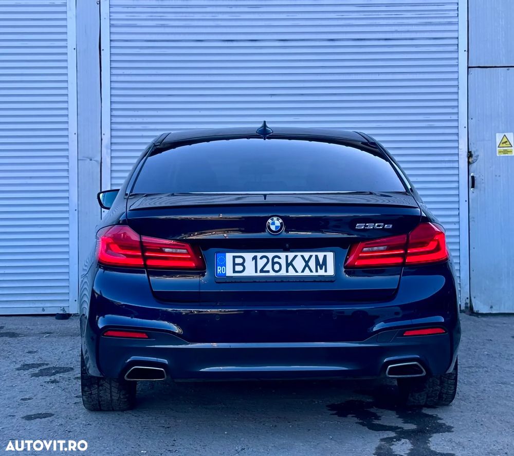 BMW Seria 5 530e Aut. M Sport Edition - 11