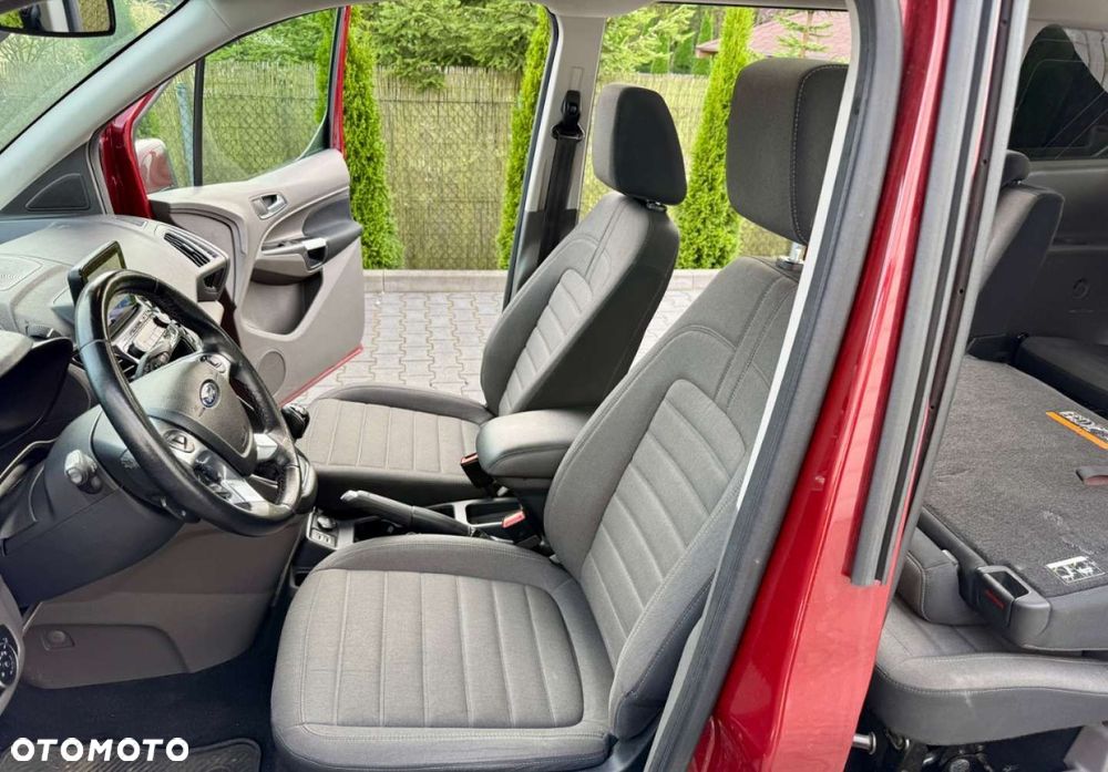 Ford Tourneo Connect Grand - 9