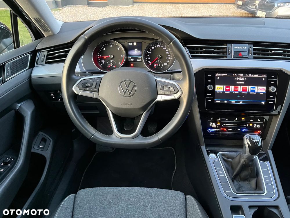 Volkswagen Passat 2.0 TDI EVO Business - 8