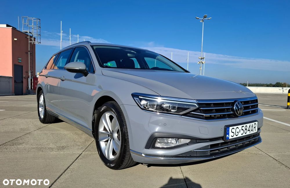 Volkswagen Passat Variant 1.5 TSI EVO Elegance DSG - 16