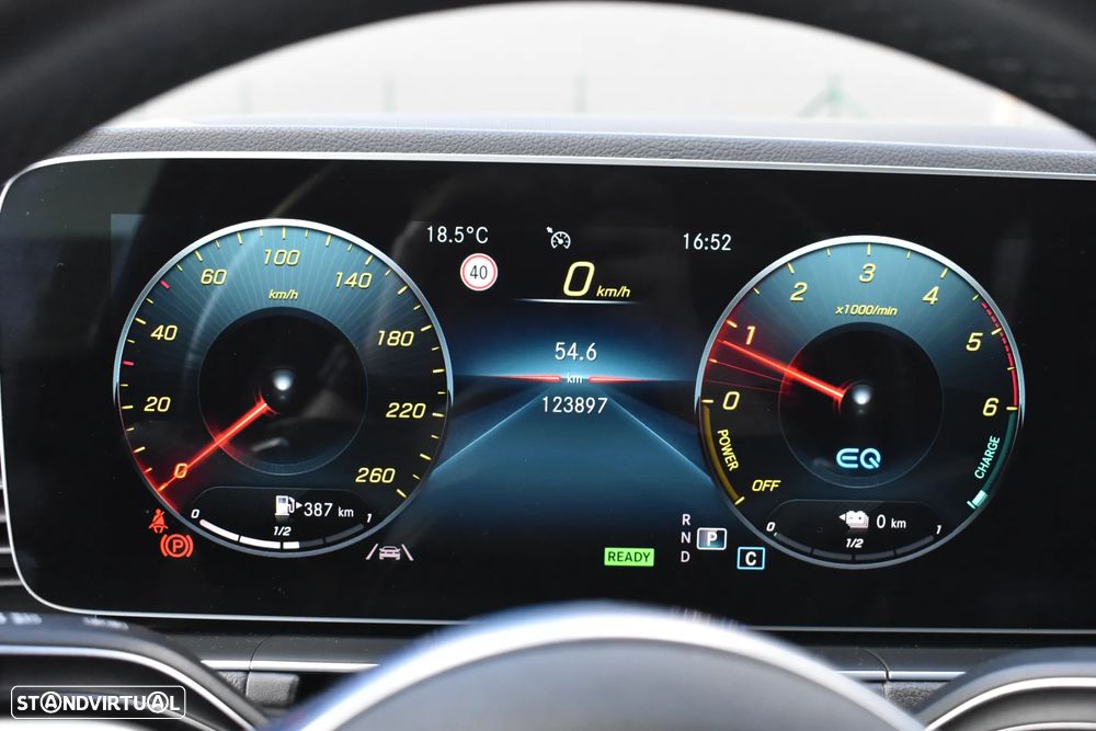Mercedes-Benz GLE 350 de 4Matic 9G-TRONIC AMG Line - 36