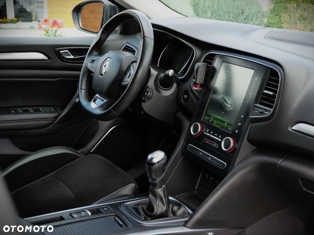 Renault Megane - 5