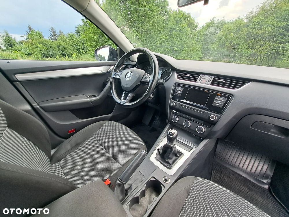 Skoda Octavia 1.6 TDI Ambition - 13
