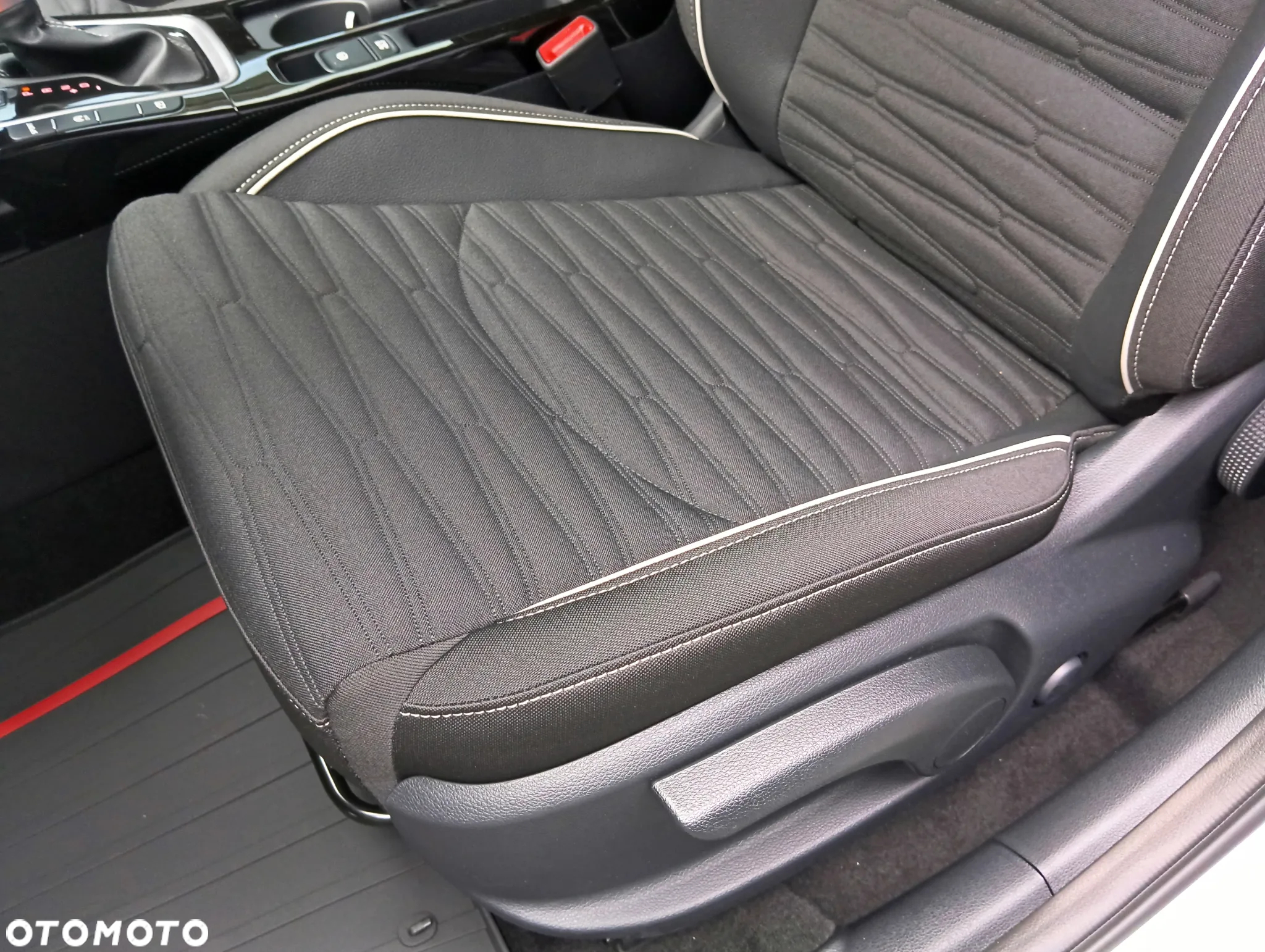 Kia ProCeed 1.5 T-GDI GT Line DCT - 13