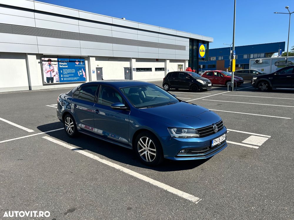 Volkswagen Jetta 2.0 TDI Comfortline - 3