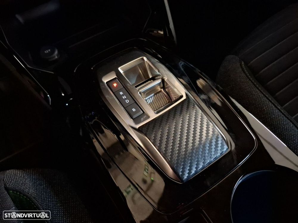 Peugeot e-2008 54 kWh Active - 18