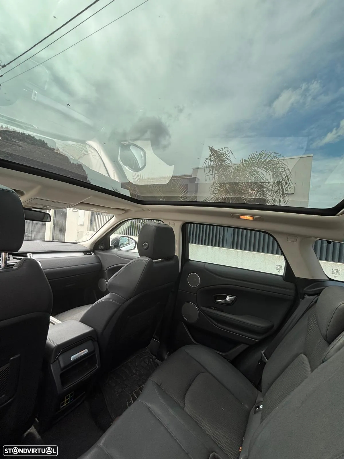 Land Rover Range Rover Evoque 2.0 TD4 HSE Dynamic Auto - 5