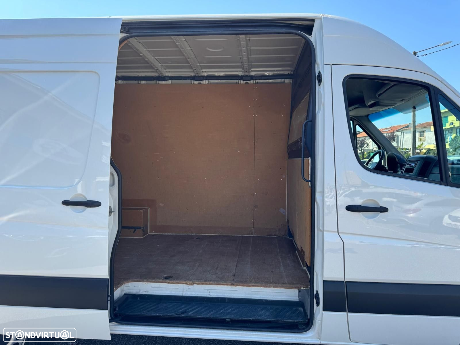 VW Crafter 30 2.5 TDi 136 CD Média - 11