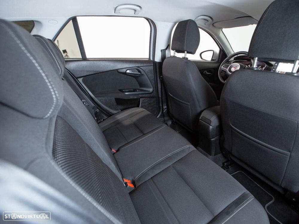 Fiat Tipo Station Wagon 1.3 M-Jet Lounge - 11