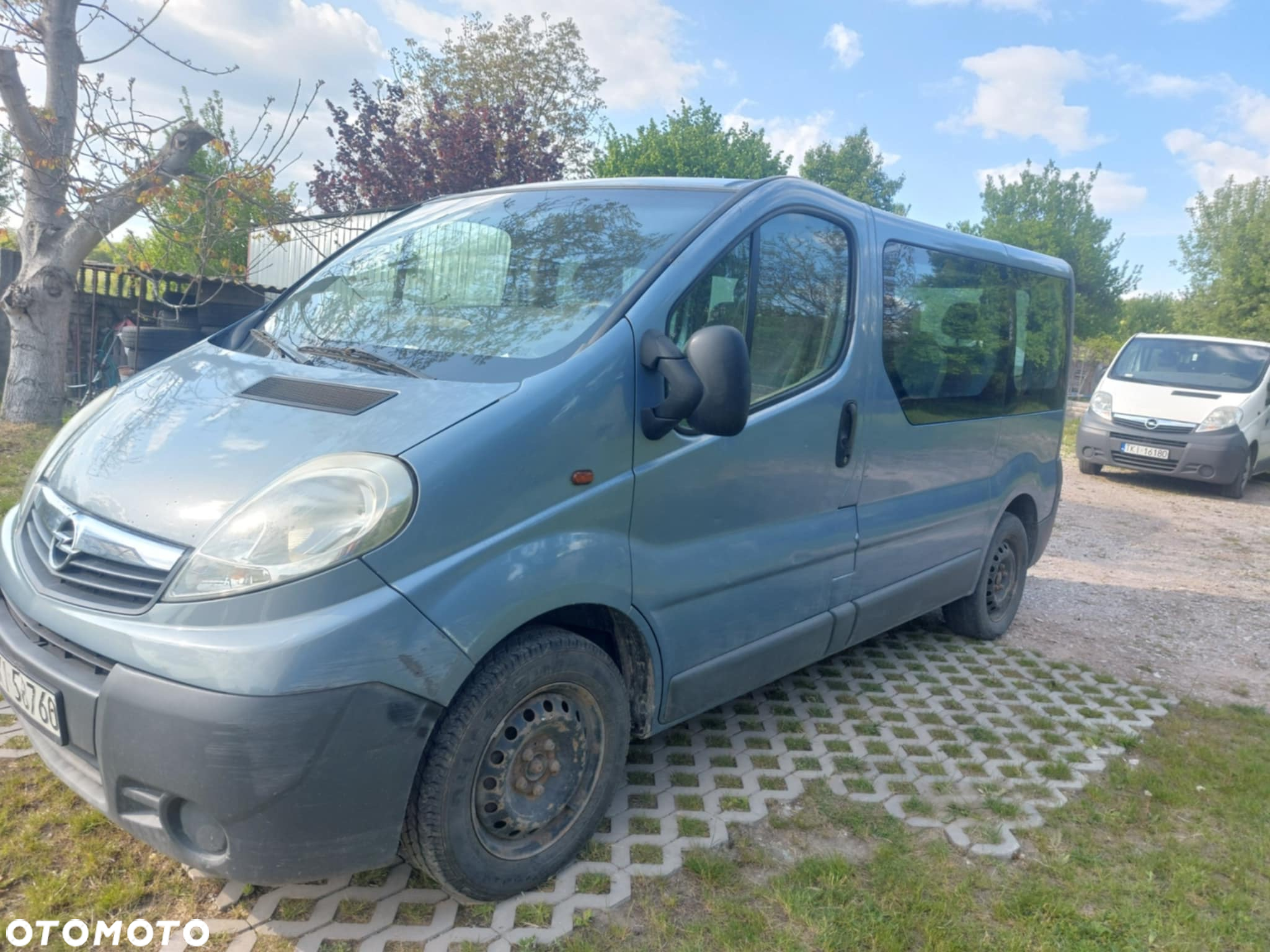 Opel Vivaro - 8