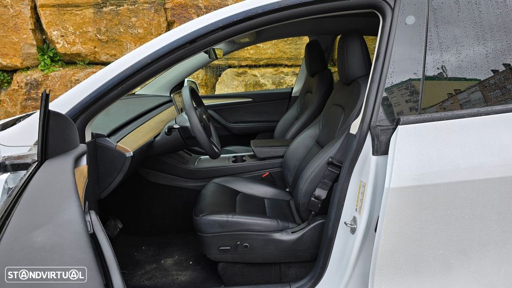 Tesla Model Y Long Range Tração Integral - 55