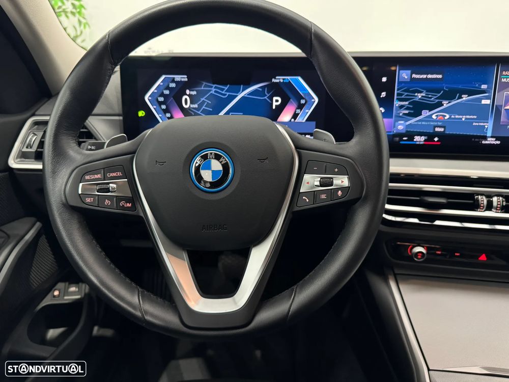 BMW 320 e Corporate Edition Auto - 26
