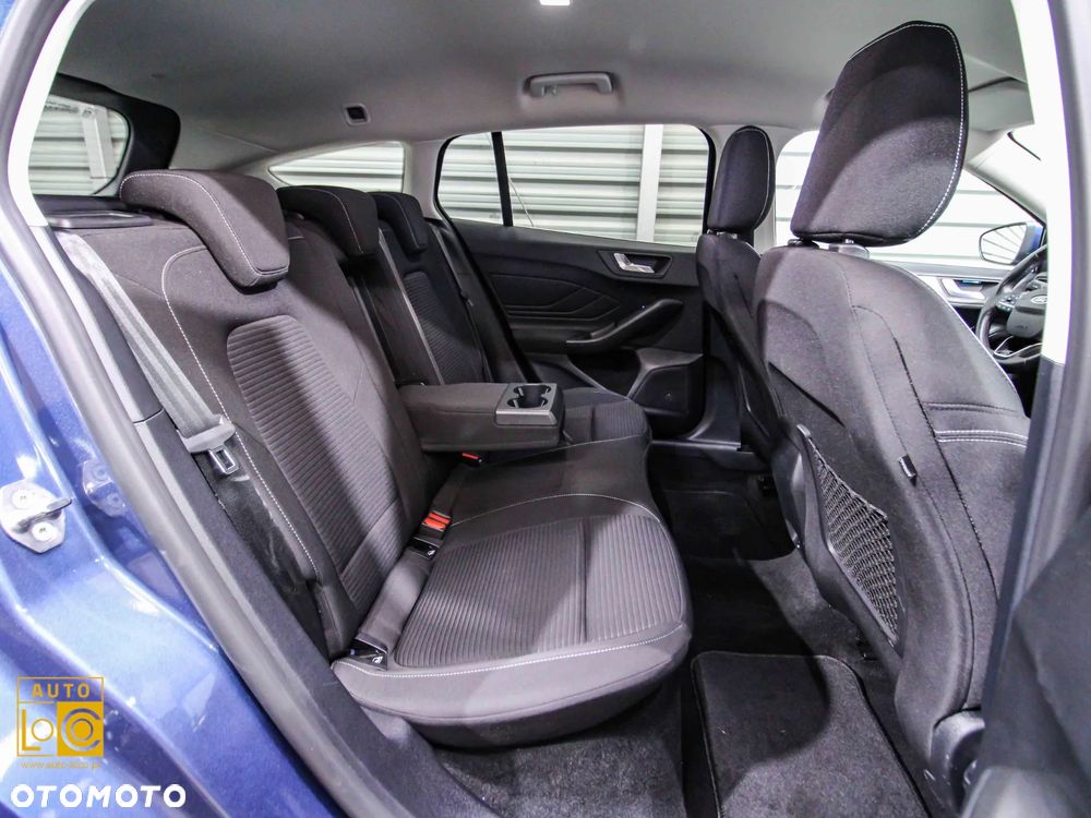 Ford Focus 1.0 EcoBoost Titanium X - 11