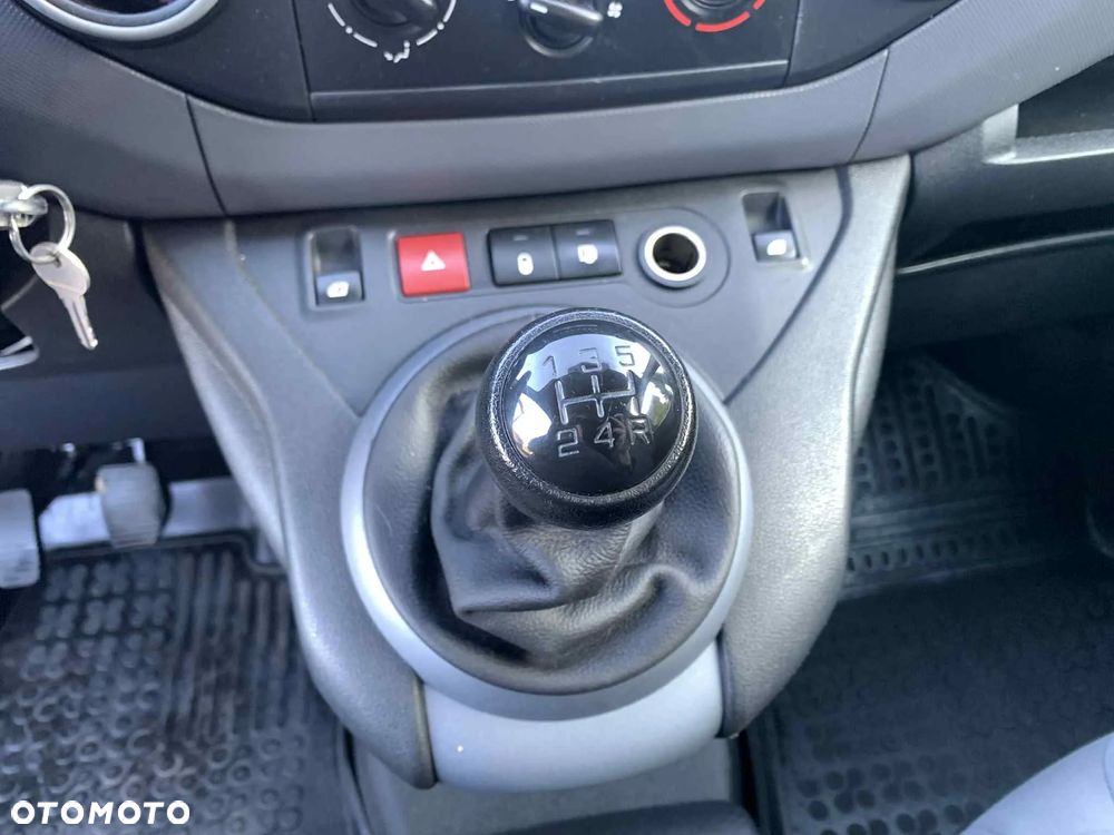 Peugeot Partner - 30