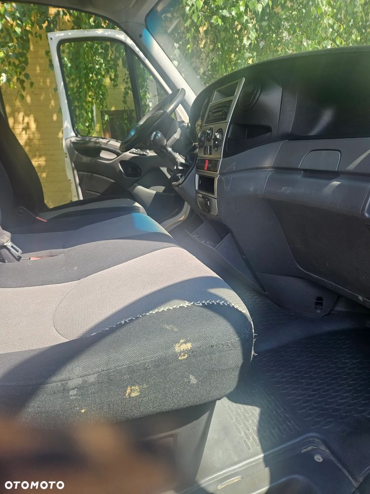 Iveco DAILY - 12
