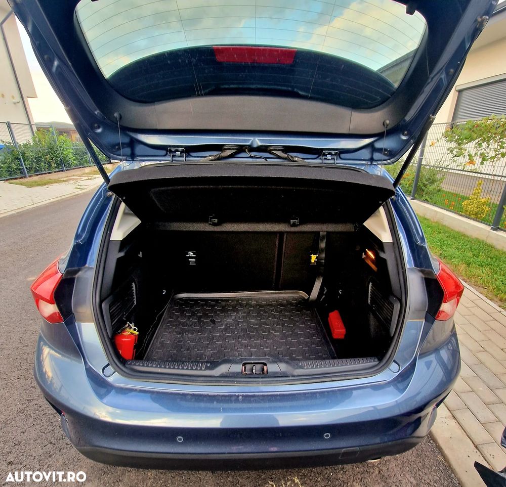 Ford Focus 1.0 EcoBoost Titanium Business - 4