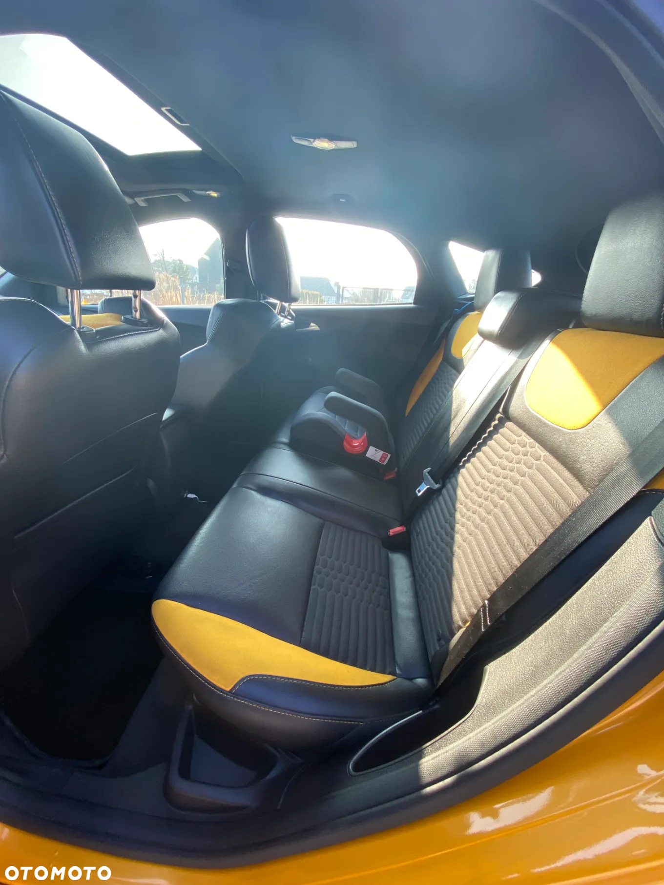 Ford Focus 2.0 EcoBoost ST - 18
