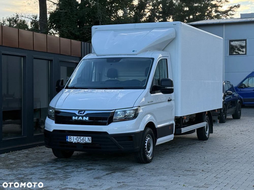 MAN TGE 3.180 / Kontener 8EP + Winda 750KG / 2021 ROK PRODUKCJI / Automat 8-biegów / DUŻY SERWIS / ZAREJESTROWANY W PL - 19