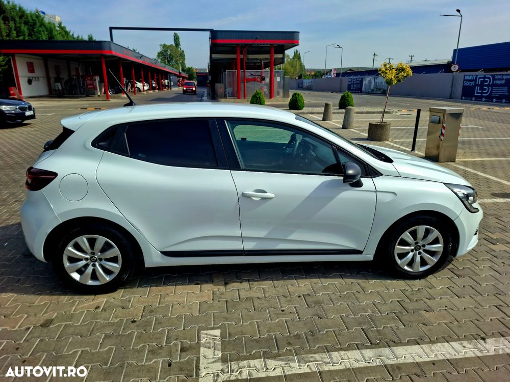 Renault Clio - 1