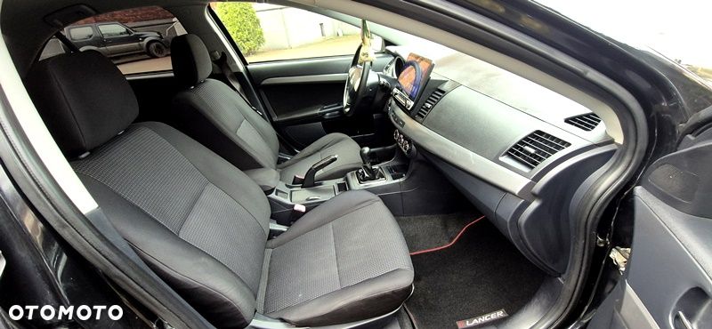 Mitsubishi Lancer 1.6 Intense - 37