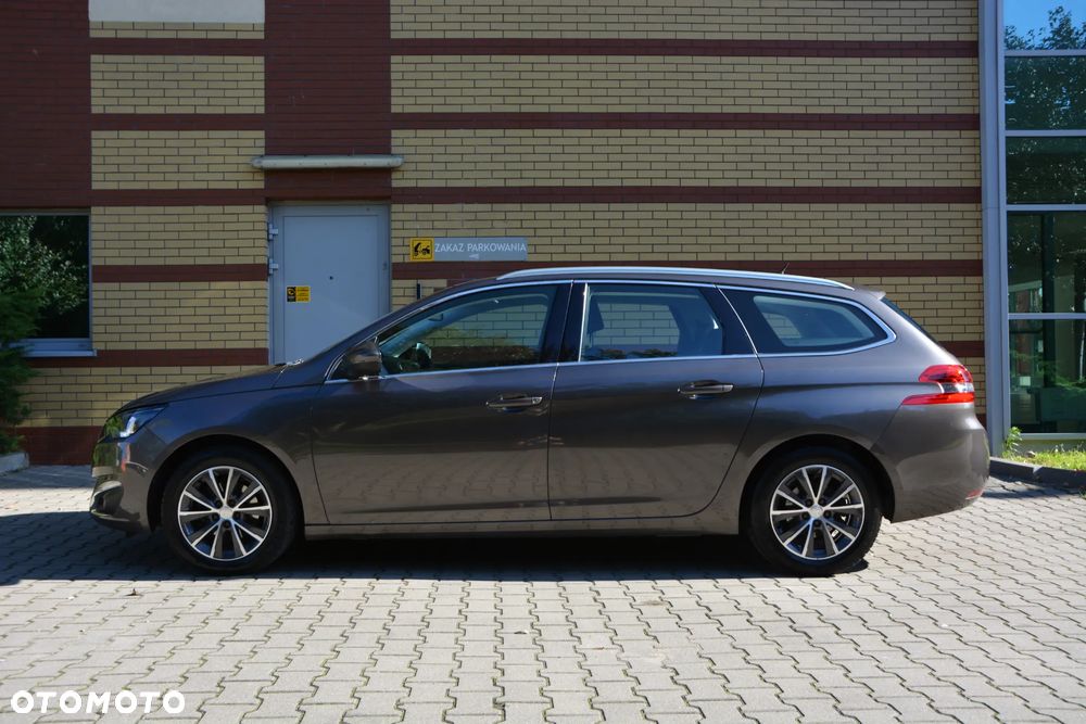 Peugeot 308 1.6 BlueHDi Allure S&S - 18