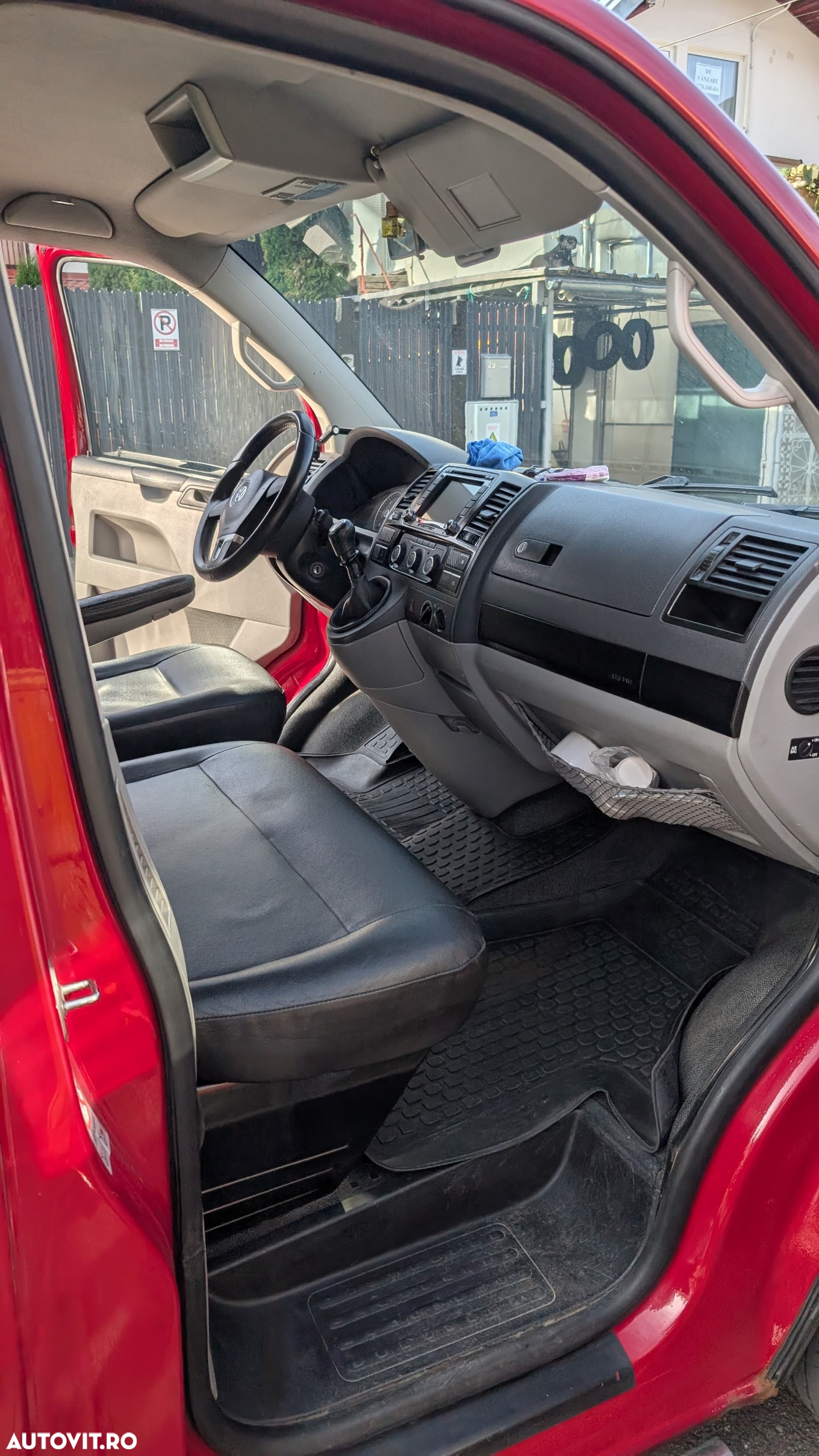 Volkswagen Transporter - 11