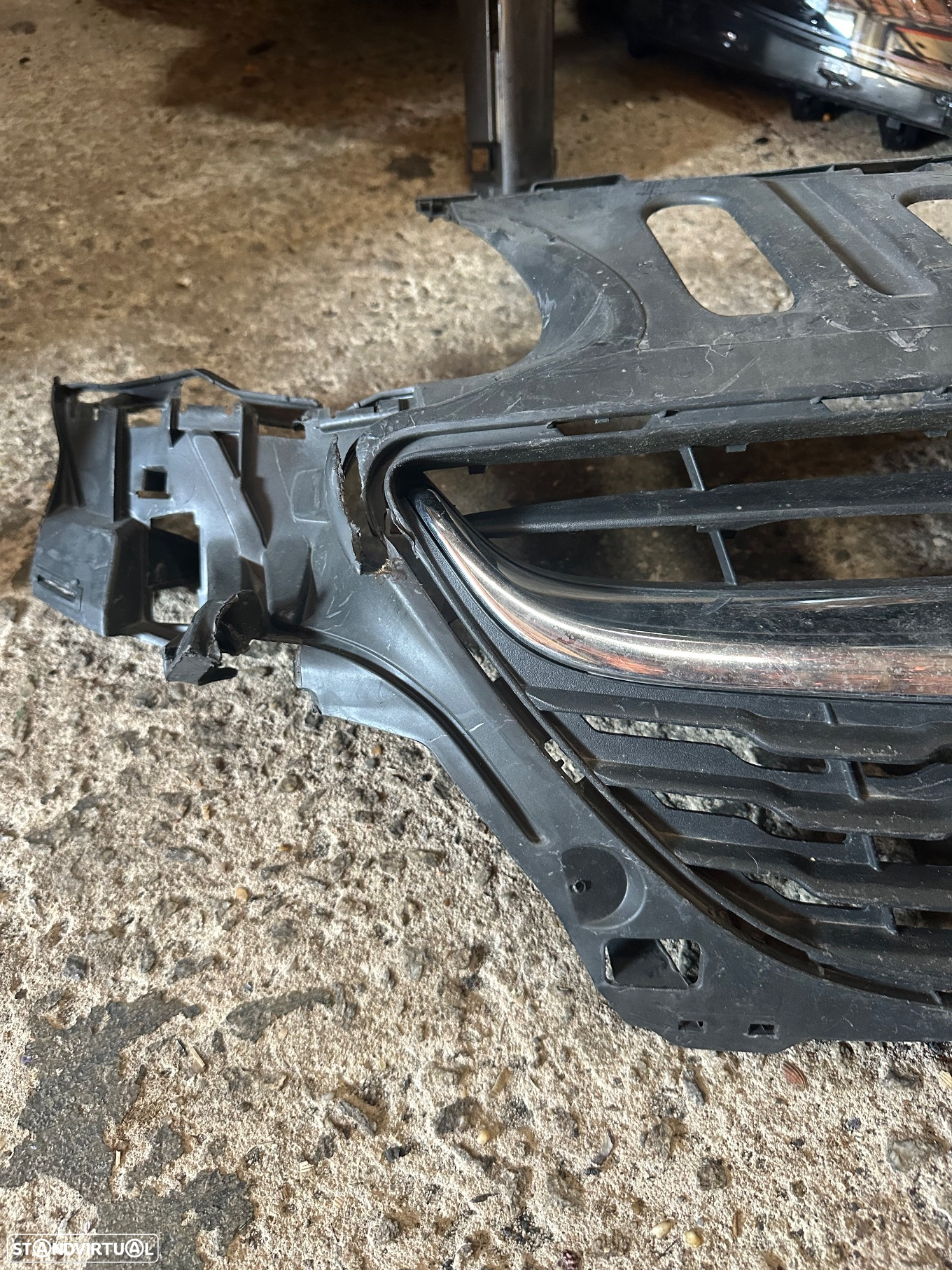 Grelha Opel corsa E - 2