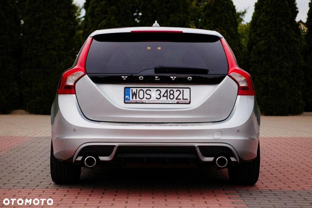 Volvo V60 D4 Geartronic RDesign - 10
