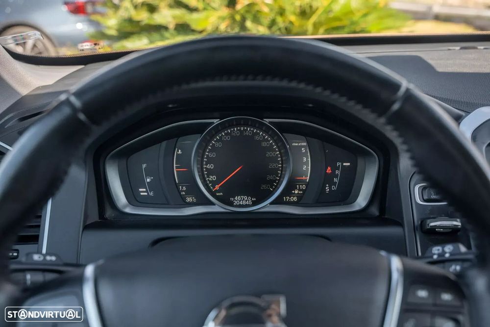 Volvo XC 60 2.0 D3 Summum Geartronic - 8