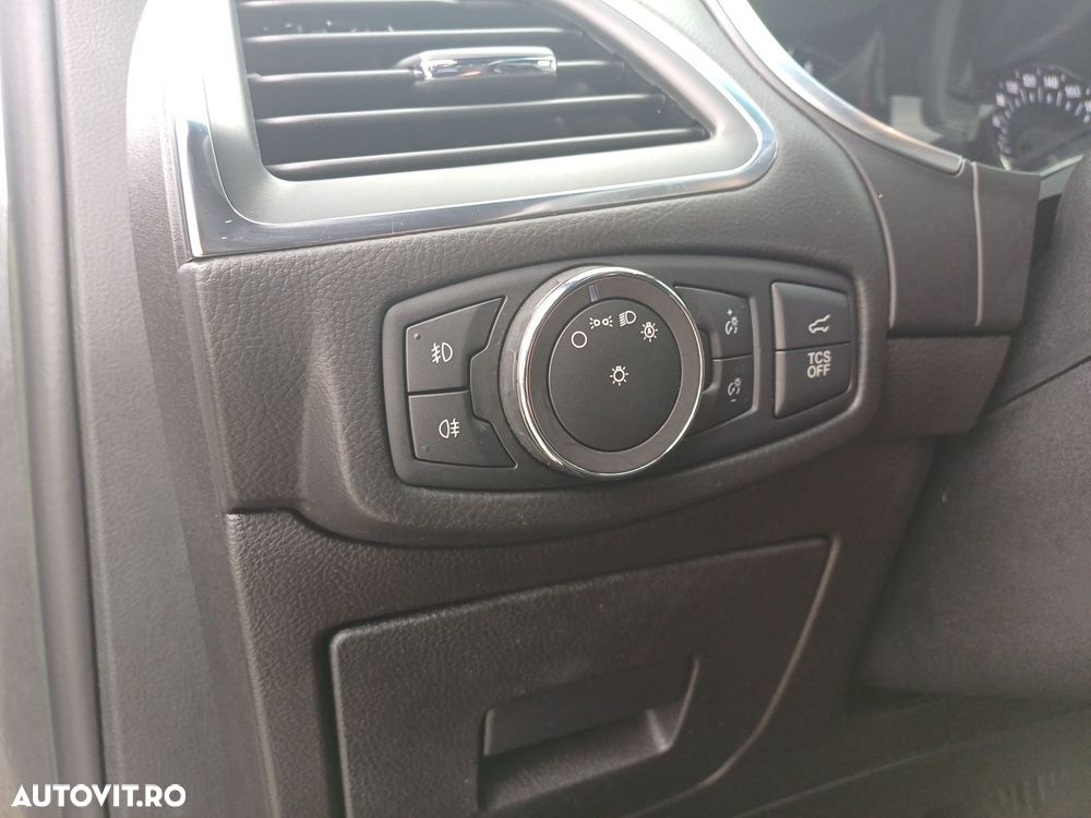 Ford Edge 2.0 Panther A8 AWD ST Line - 11
