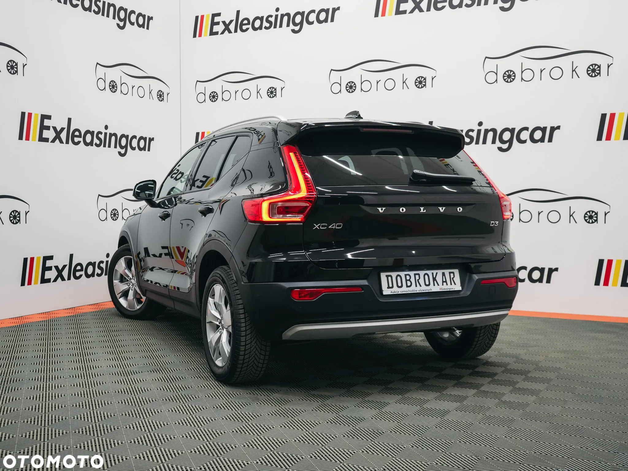 Volvo XC 40 D3 Momentum - 8