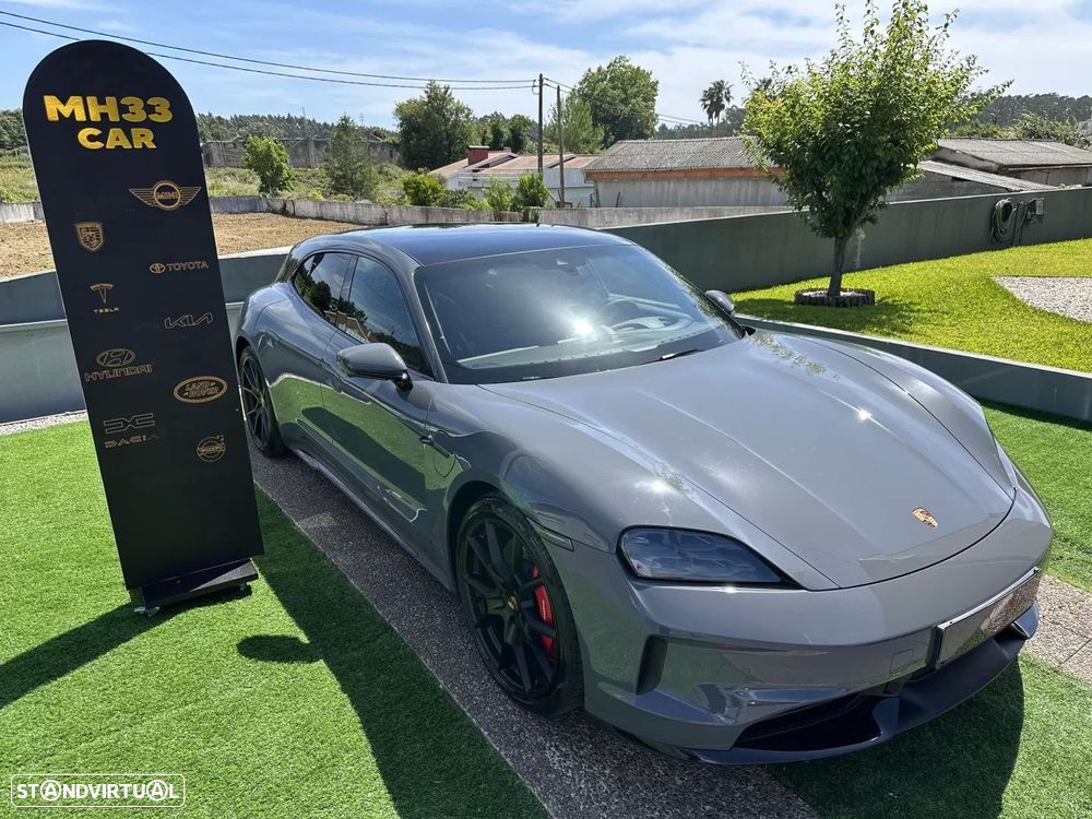 Porsche Taycan Sport Turismo GTS - 4