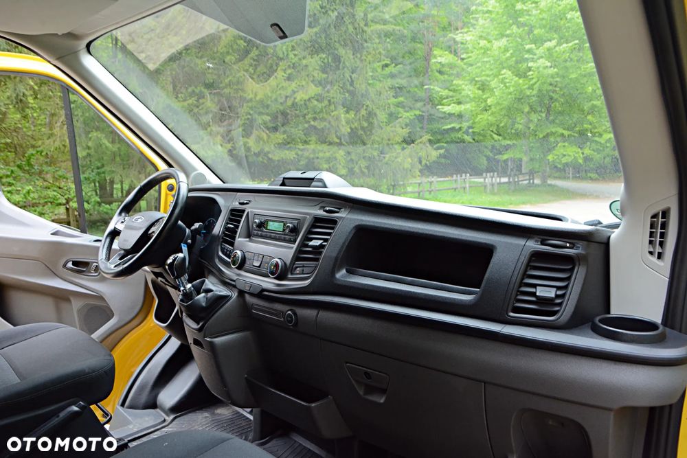 Ford Transit - 20