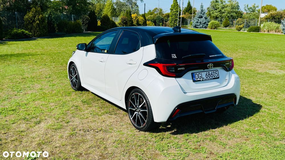 Toyota Yaris - 5