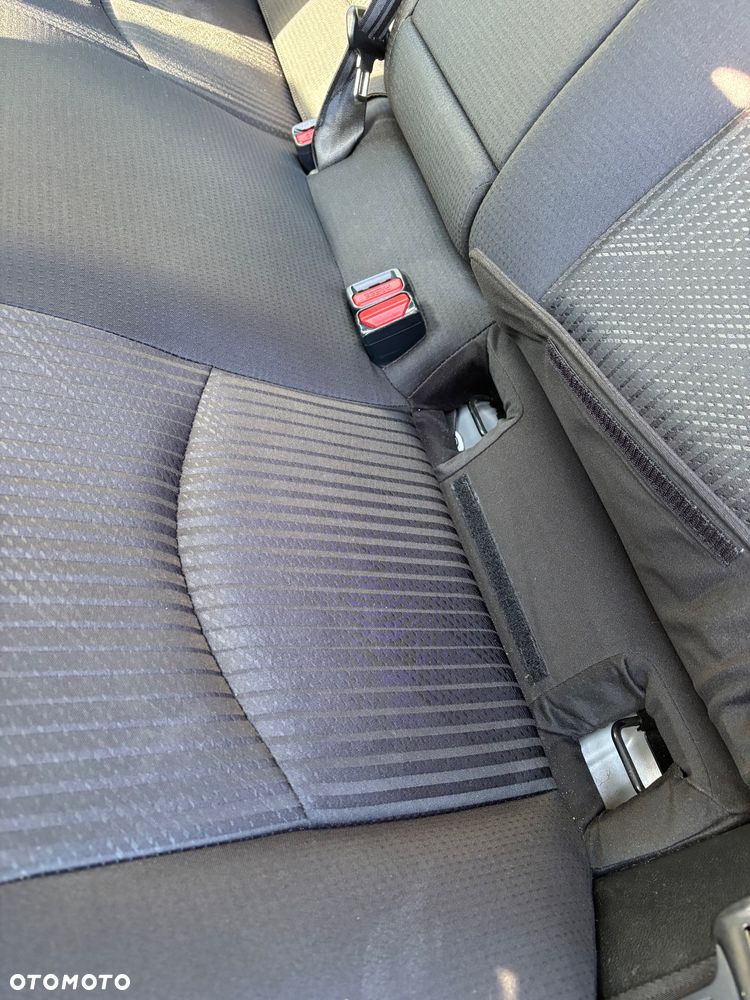 Toyota Prius 1.8 Hybrid Prestige - 21