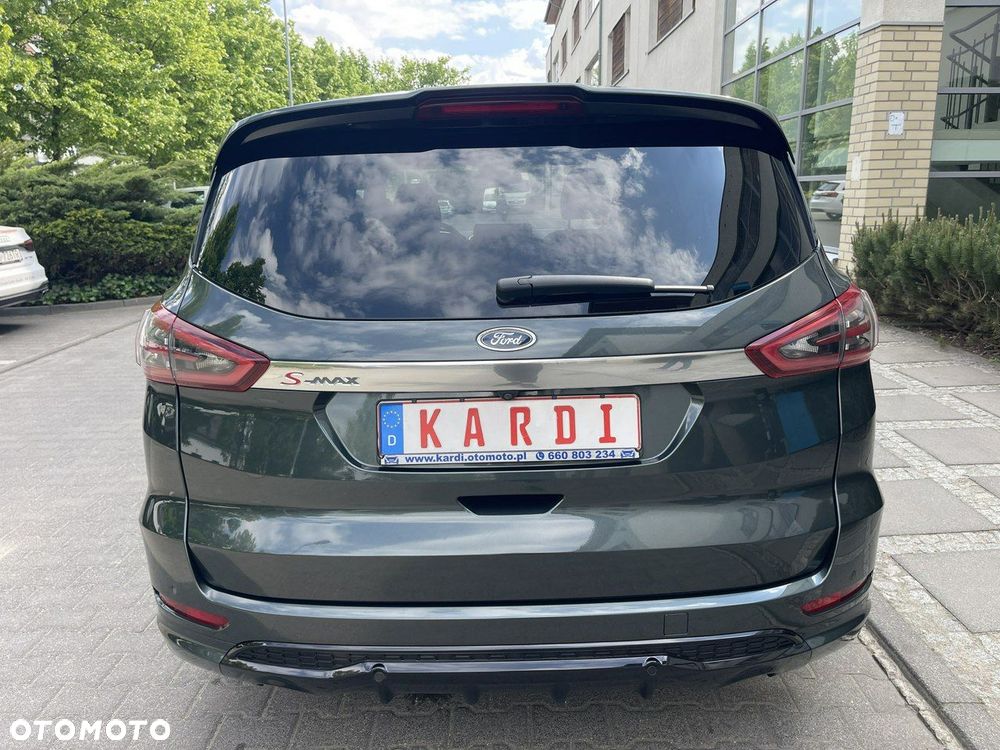 Ford S-Max - 8