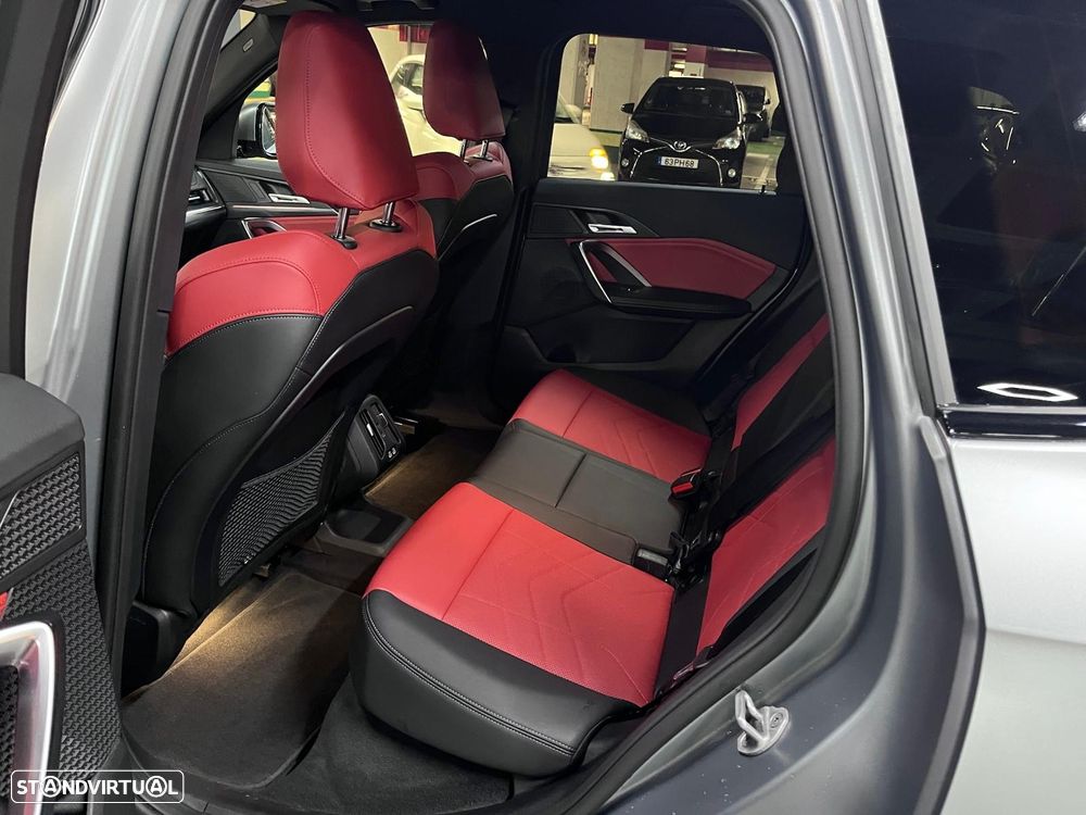 BMW iX1 xDrive30 Pack Desportivo M - 11