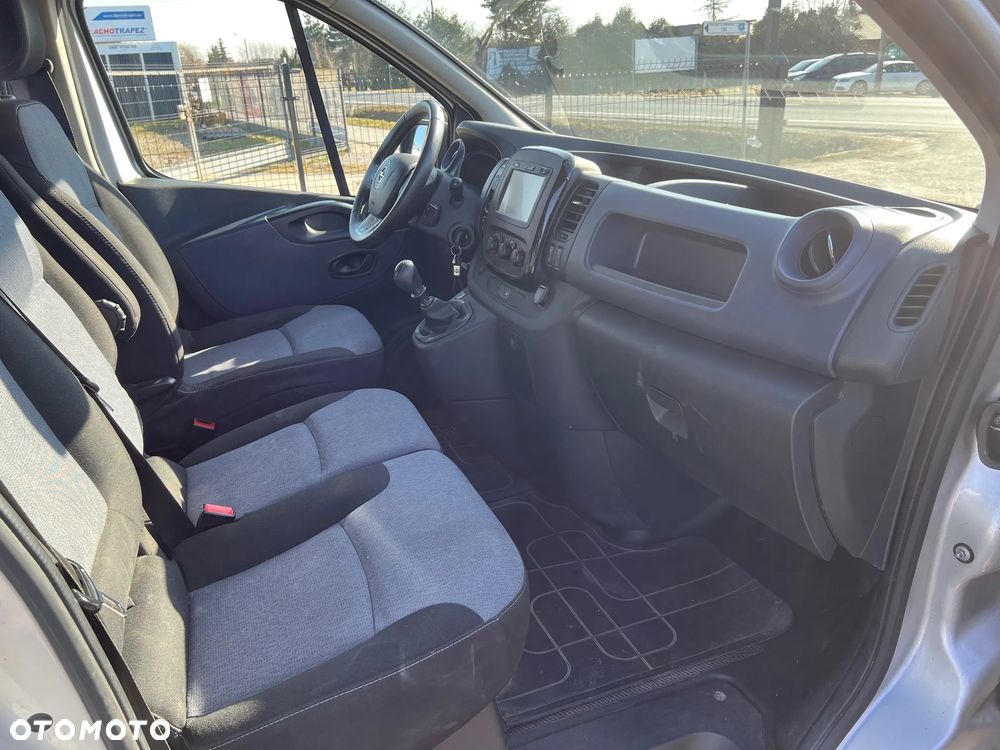 Opel Vivaro - 9