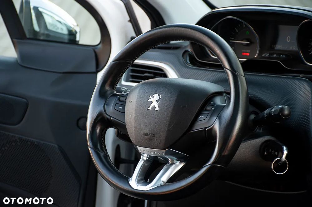 Peugeot 208 PureTech 110 Stop & Start Tech Edition - 27