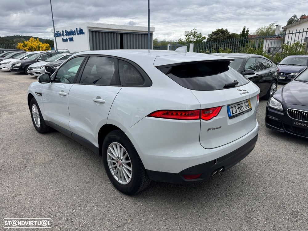 Jaguar F-Pace 2.0 i4D Pure - 33