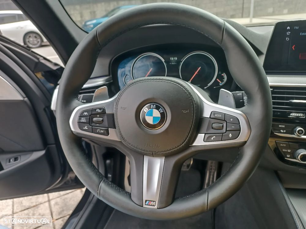 BMW 520 d Pack M Auto - 19