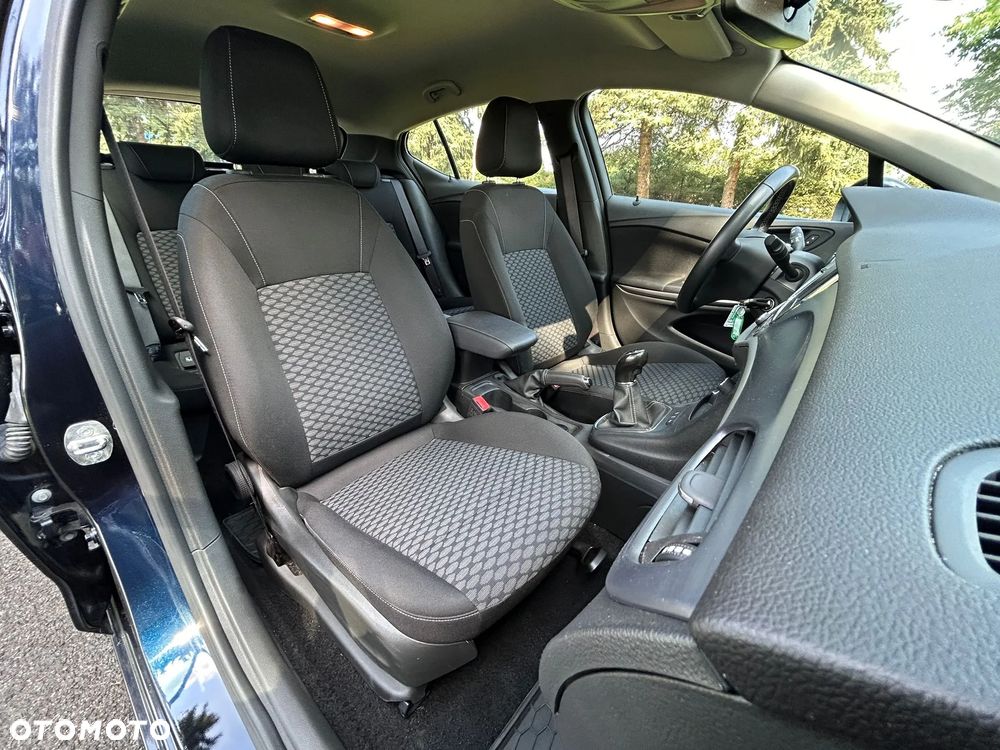 Opel Astra V 1.4 T Enjoy S&S - 17