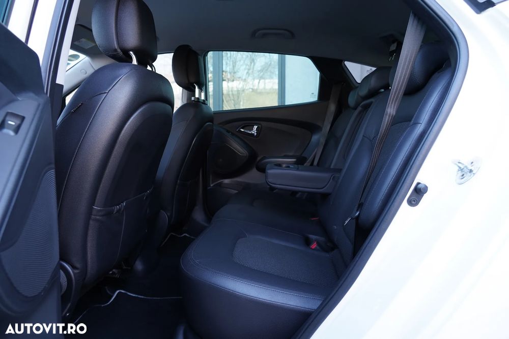 Hyundai ix35 2.0 CRDI 4WD Automatik Premium - 8