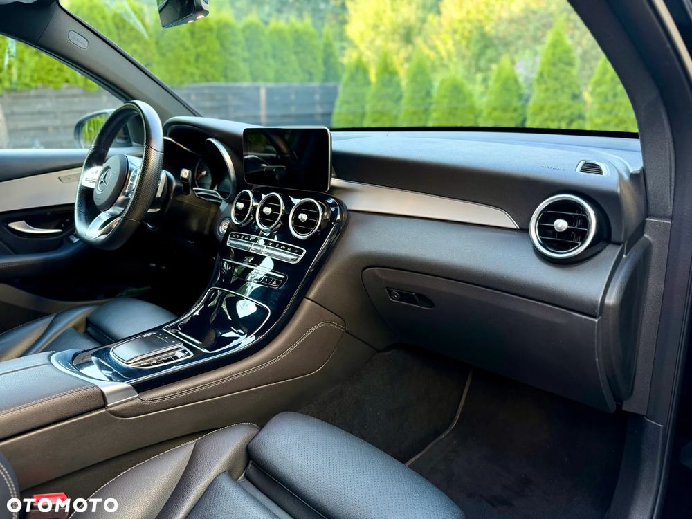 Mercedes-Benz GLC Coupe 350 e 4-Matic - 10