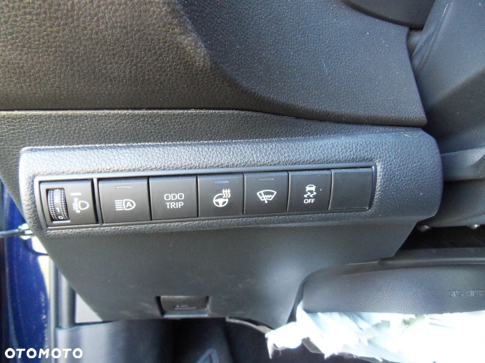 Toyota Corolla 1.8 Hybrid Selection - 21