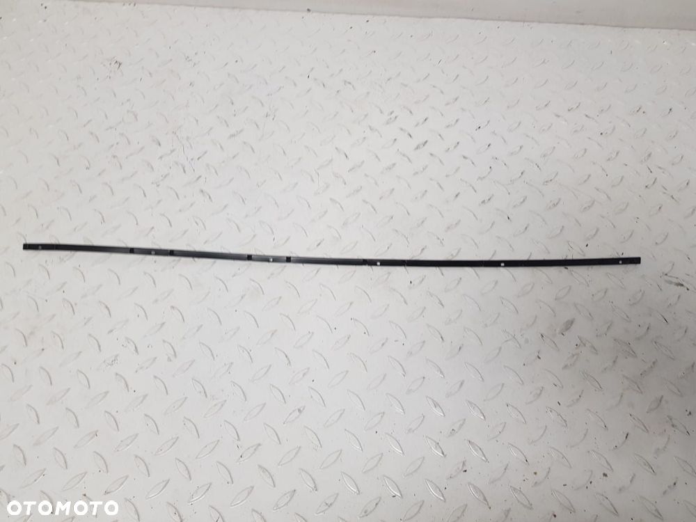 ORYGINALNA NOWA LISTWA OZDOBNA ZGARNIAJĄCA SZYBY CZOŁOWEJ PRAWA SEAT LEON III 3 12-20 PRZÓD PRAWY - 2